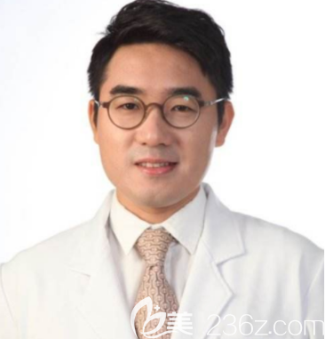 韓國(guó)寶士麗整形李承浩院長(zhǎng)
