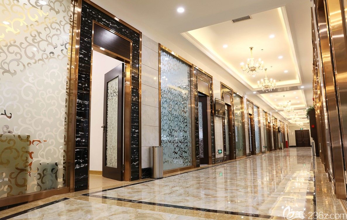 瑞德口腔醫(yī)院走廊