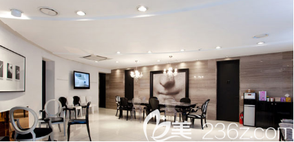 韓國原辰整形醫(yī)院奧美定取出