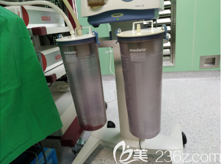 鄭在皓院長剝離過程中出血量少