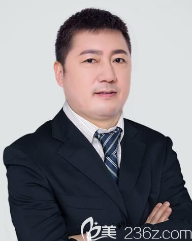 杭州連天美胸部整形院長萬連壯