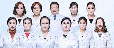 河南<!--<i data=20240703-sp></i>-->院整形醫(yī)師團(tuán)隊(duì)