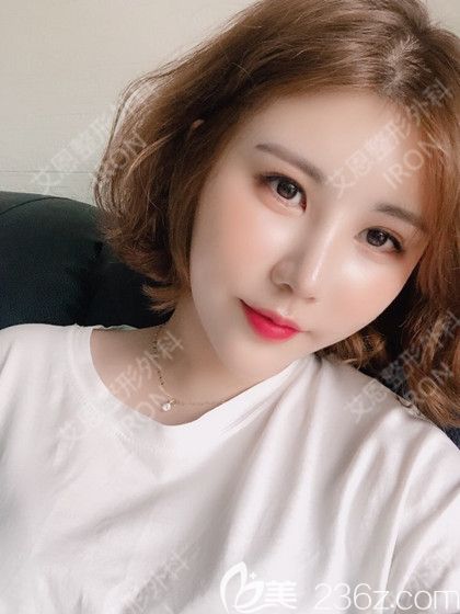 韓國(guó)艾恩整形讓一個(gè)女孩從“丑小鴨”到“白天鵝”變得如此簡(jiǎn)單