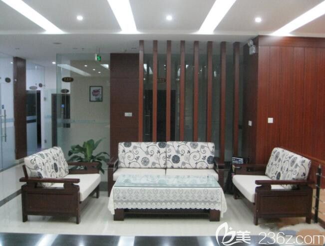三亞口腔醫(yī)院顧客休息區(qū)