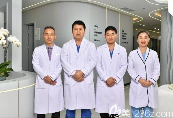 成都絲恒植發(fā)團(tuán)隊(duì)