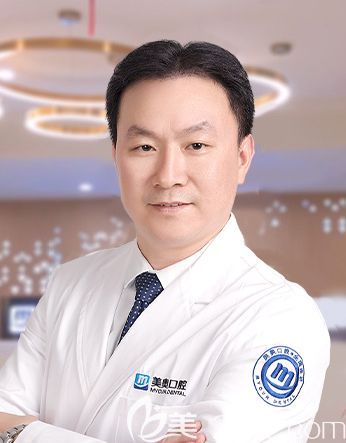 曾強(qiáng)醫(yī)生圖片