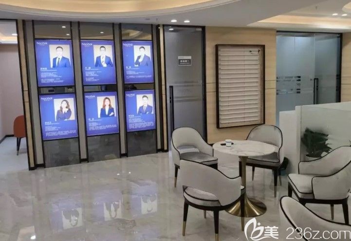 專業(yè)的醫(yī)生團(tuán)隊(duì) 專業(yè)的醫(yī)生團(tuán)隊(duì)