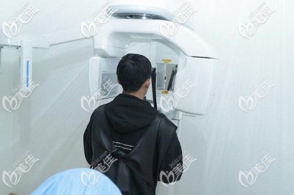 濰坊鄭氏口腔診療設(shè)備圖 濰坊鄭氏口腔診療設(shè)備圖