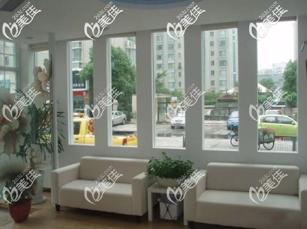 濰坊鄭氏口腔顧客休息區(qū) 濰坊鄭氏口腔顧客休息區(qū)