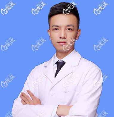 成都恒博天姿醫(yī)療美容鼻整形院長肖凌