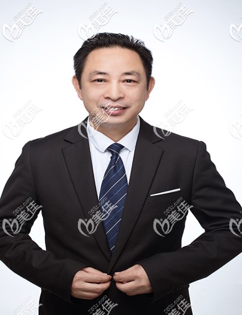 上海松豐齒科正畸醫(yī)生蔡明炎