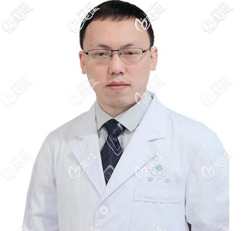 廣州碧蓮盛植發(fā)張于鋒 廣州碧蓮盛植發(fā)張于鋒