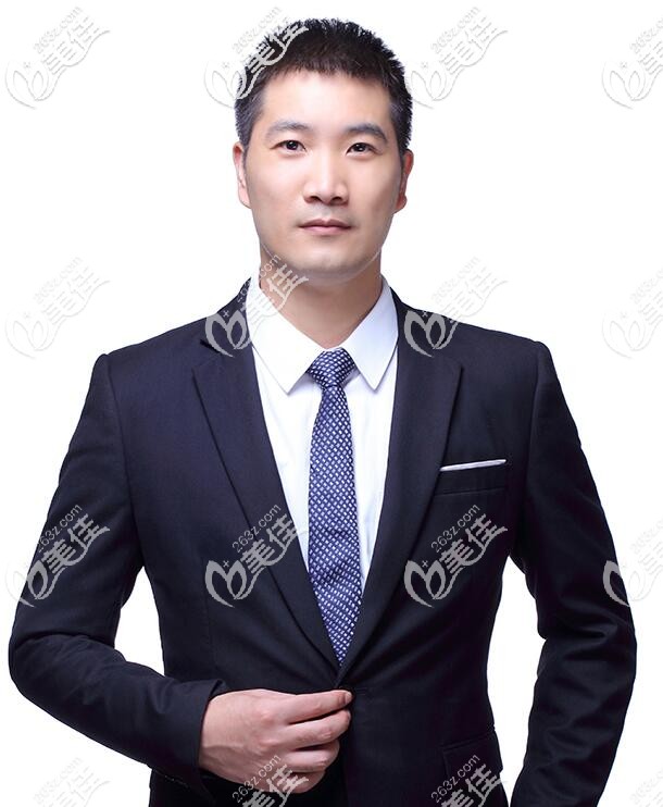 上海松豐齒科種植修復(fù)醫(yī)生——盧帥芳