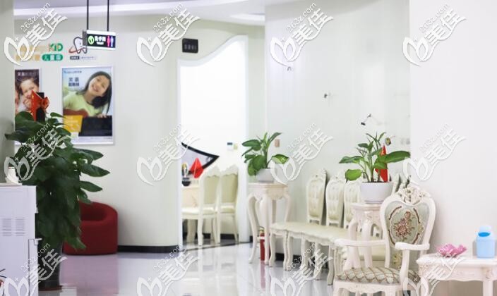 海南微笑牙科休息區(qū)