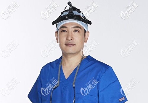 韓國forhair植發(fā)院長閔英基 韓國forhair植發(fā)院長閔英基