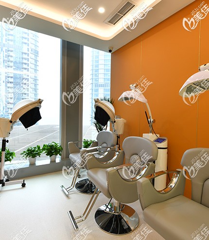 成都絲恒植發(fā)先進(jìn)的儀器設(shè)備