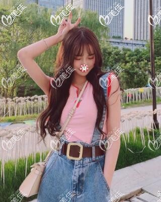 不笨重也不小，泰國然禧醫(yī)生設計的九萬二280cc曼托毛面圓形胸很適合我這小身板