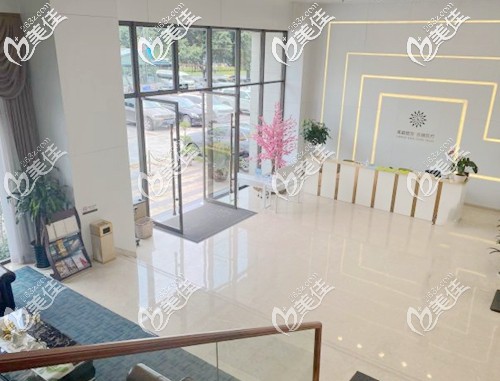 院內(nèi)舒適寬敞的診療環(huán)境