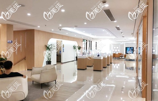 這是常州美奧口腔里面種植體的展示區(qū)