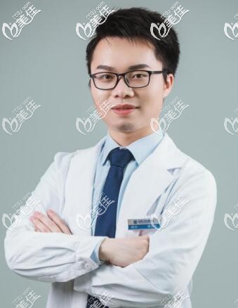 東莞仁華口腔醫(yī)院院長繆思亮 東莞仁華口腔醫(yī)院院長繆思亮