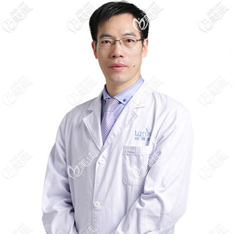 專業(yè)植發(fā)醫(yī)生袁國安 專業(yè)植發(fā)醫(yī)生袁國安