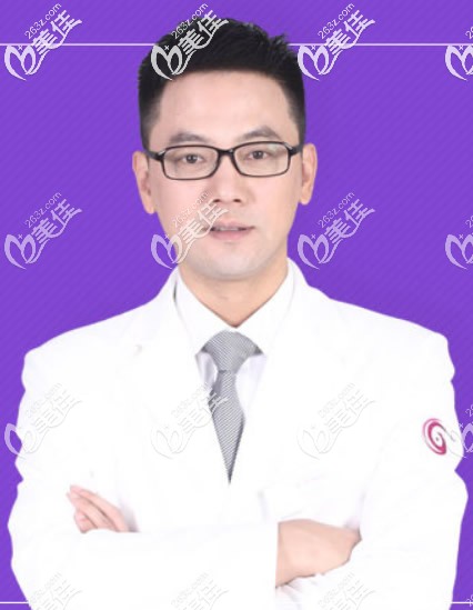 南京華美做鼻子好的醫(yī)生曹海峰