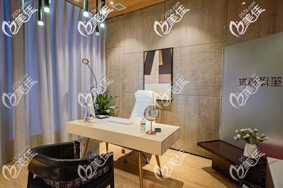 長沙笙澤植發(fā)研究院咨詢室 長沙笙澤植發(fā)研究院咨詢室