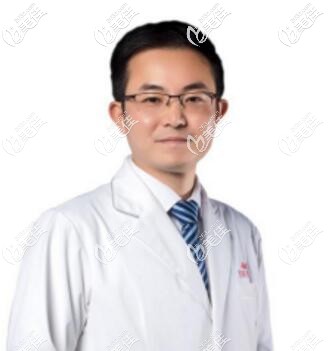 衡陽雅美廖偉龍?jiān)洪L