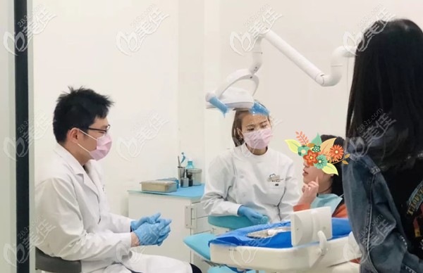 思邁口腔非常注<!--<i data=20240703-sp></i>-->患溝通