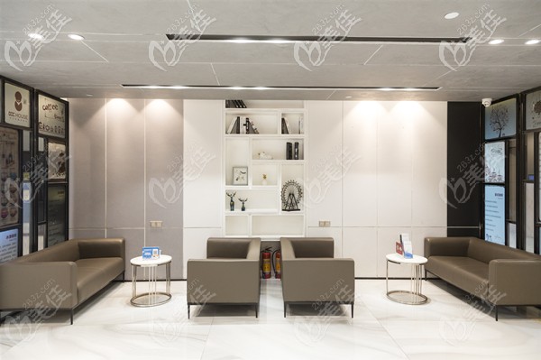 門診休息等候區(qū) 門診休息等候區(qū)