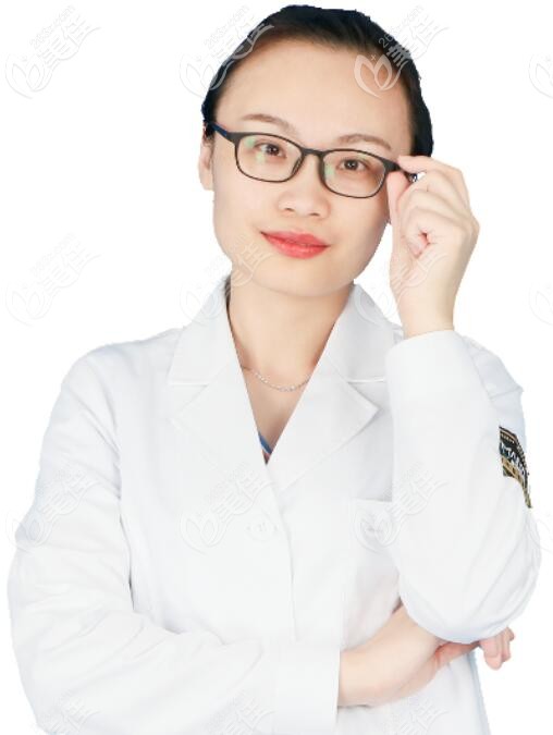 廈門麥芽口腔醫(yī)院正畸醫(yī)師蔡藝婉