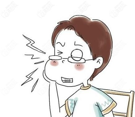 傳統(tǒng)種植牙初期牙會疼