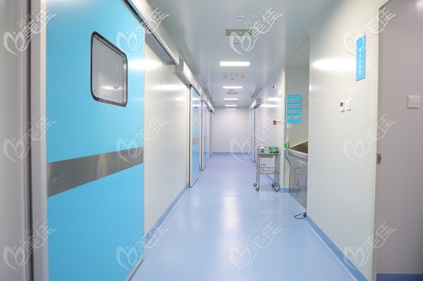 中諾口腔的種植區(qū) 中諾口腔的種植區(qū)