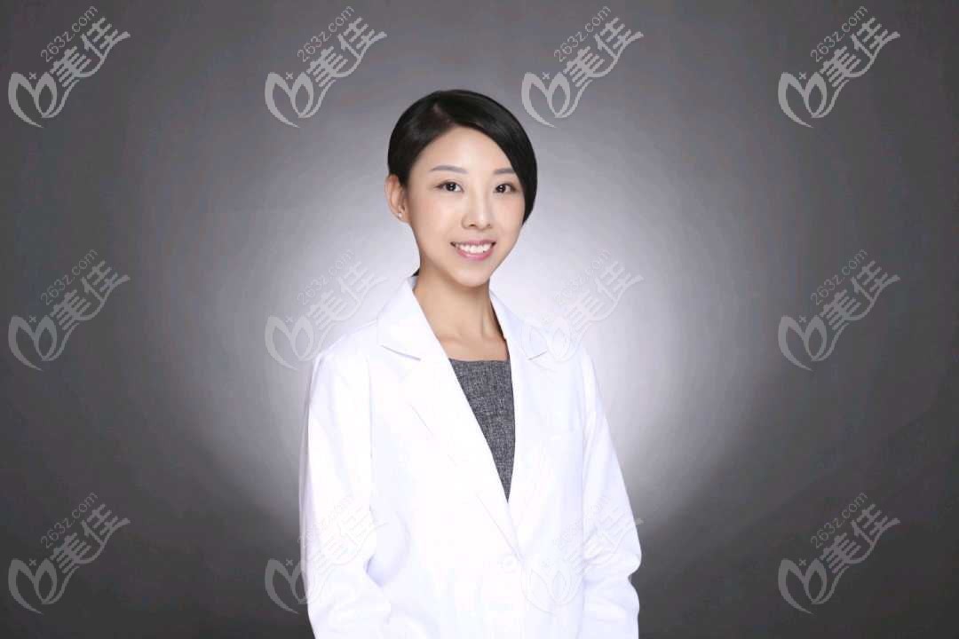 舌側(cè)矯正醫(yī)生趙晶