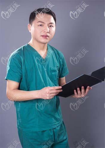 贛州儷人雙眼皮整形醫(yī)生張賓 贛州儷人雙眼皮整形醫(yī)生張賓