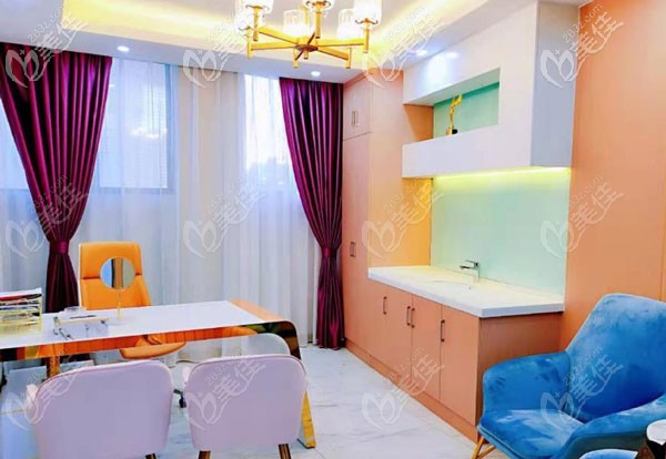 昆明拉雅門診部面診室