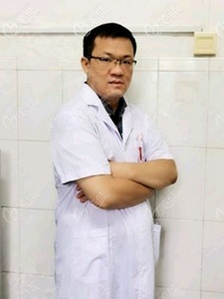 陳小波 南陽<!--<i data=20240709-sp></i>-->整形科醫(yī)生 陳小波 南陽<!--<i data=20240709-sp></i>-->整形科醫(yī)生