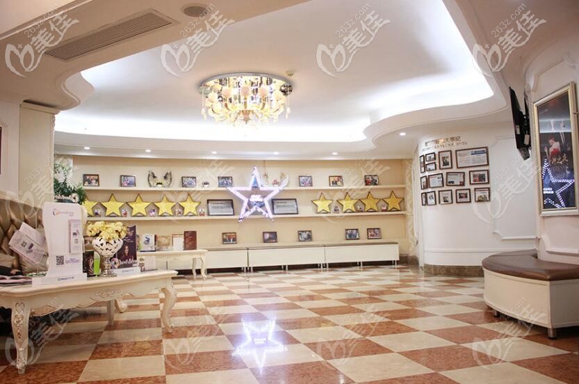 大廳環(huán)境與部分榮譽 大廳環(huán)境與部分榮譽