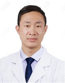 北京壹加壹美容牙科張建朋院長