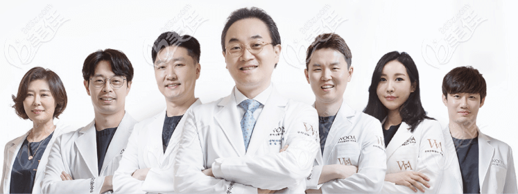 韓國WOOA嫵阿整形外科醫(yī)院醫(yī)生團(tuán)