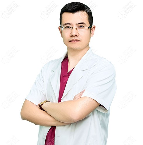 南充美昂口腔醫(yī)院種植醫(yī)生馬維 南充美昂口腔醫(yī)院種植醫(yī)生馬維