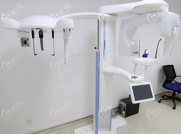莞大口腔引進(jìn)的口腔全景數(shù)字化曲面斷層機(jī)