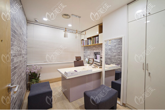 韓國(guó)水滴整形外科醫(yī)院商談室