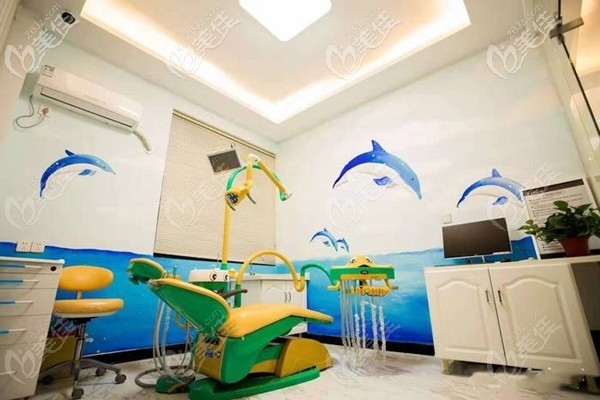 靖江艾齒嘉口腔還還引入了先進的牙科設(shè)備