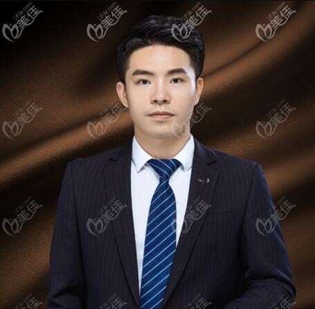 萍鄉(xiāng)星悅醫(yī)療美容技術(shù)院長(zhǎng)陶軍 萍鄉(xiāng)星悅醫(yī)療美容技術(shù)院長(zhǎng)陶軍