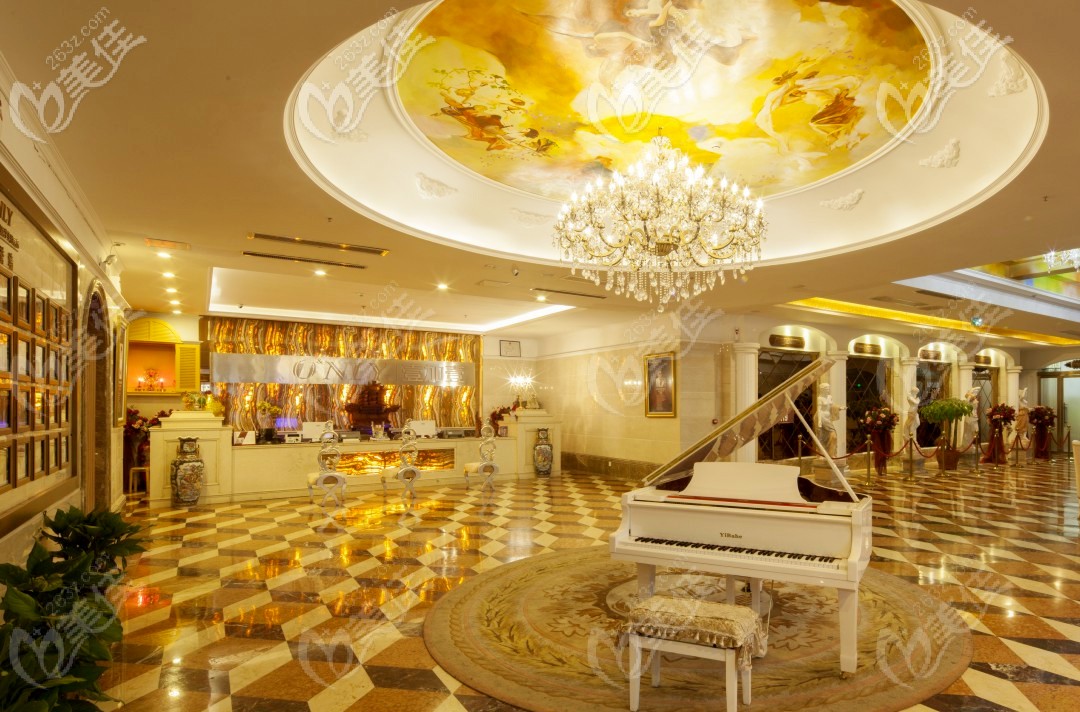 合肥壹加壹前臺(tái)接待