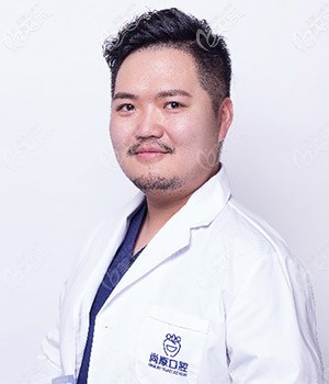 口腔半/全口疑難種植醫(yī)生——黃澤源 口腔半/全口疑難種植醫(yī)生——黃澤源