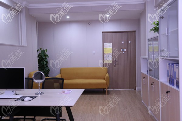 四川醫(yī)院整形美容科面診室 四川醫(yī)院整形美容科面診室