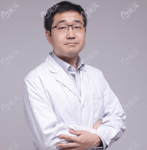 北京宮國(guó)華醫(yī)療美容診所張易醫(yī)生