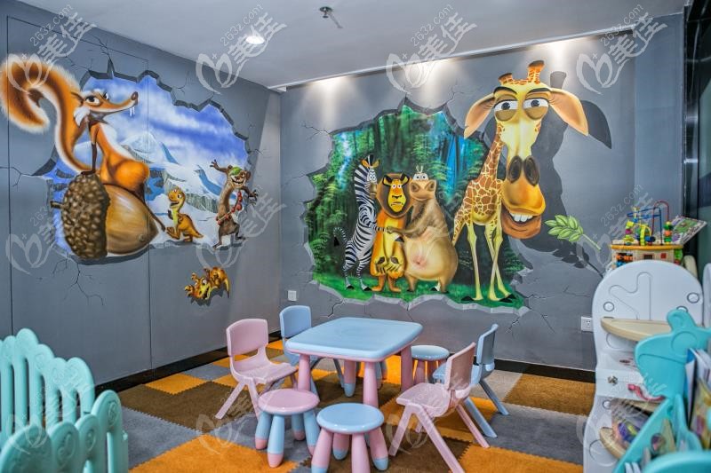 兒童游玩區(qū)